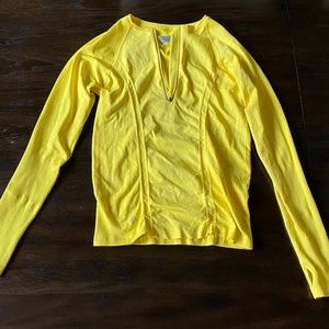 Athleta  Long Sleeve Tracker